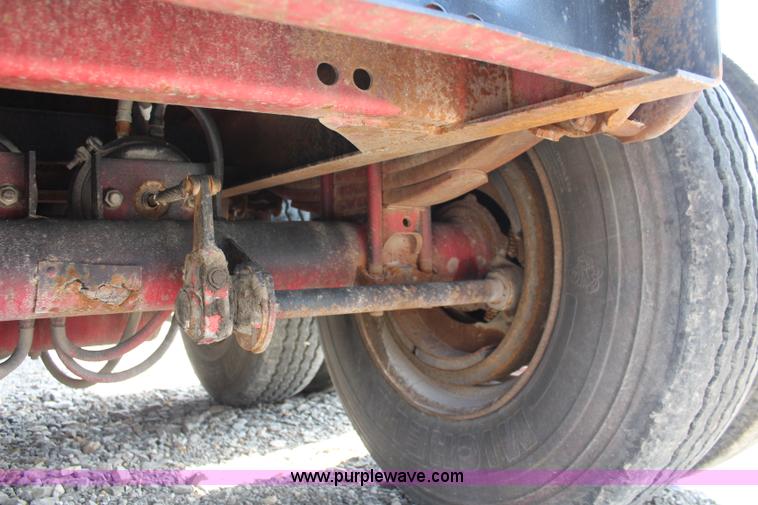 image for item K6992 1979 Fontane flatbed trailer