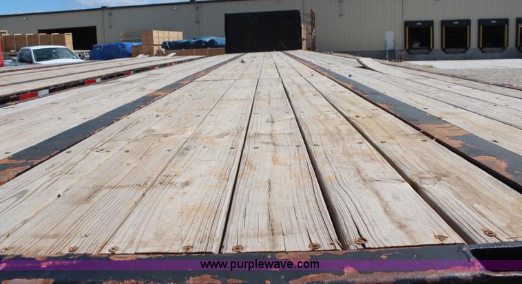 image for item K6992 1979 Fontane flatbed trailer