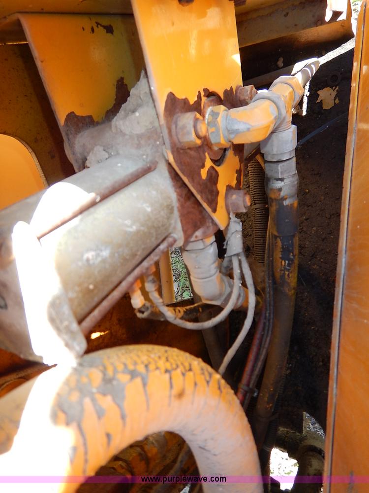 image for item K7333 1987 GMC TopKick vacuum truck