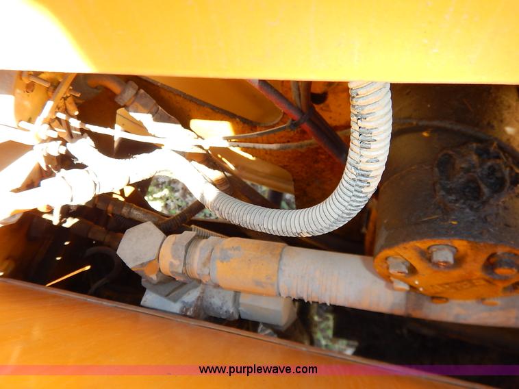 image for item K7333 1987 GMC TopKick vacuum truck