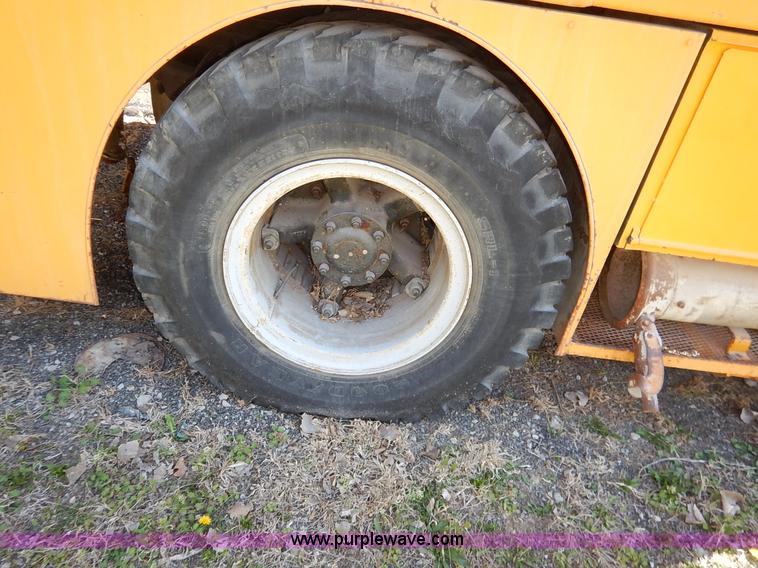 image for item K7333 1987 GMC TopKick vacuum truck