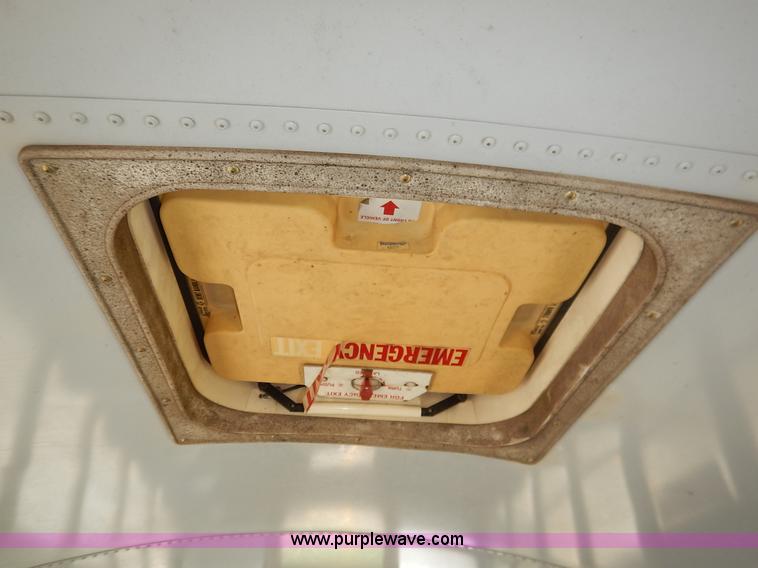 image for item K7426 1997 International 3800 school bus