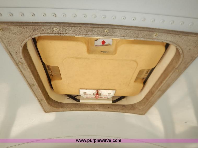 image for item K7426 1997 International 3800 school bus