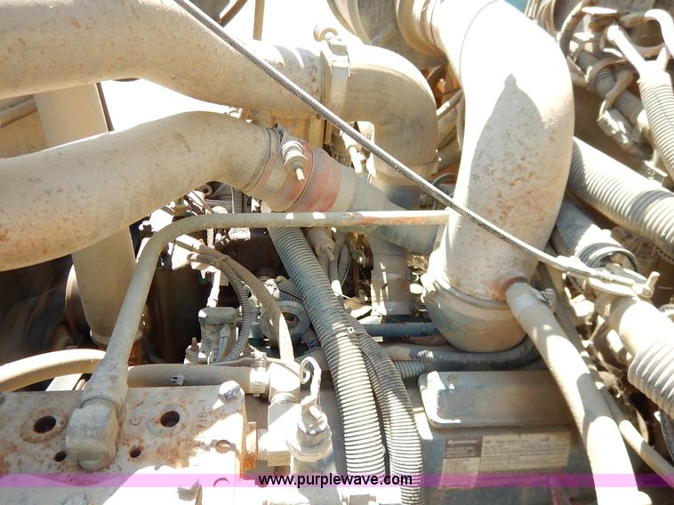 image for item K7426 1997 International 3800 school bus