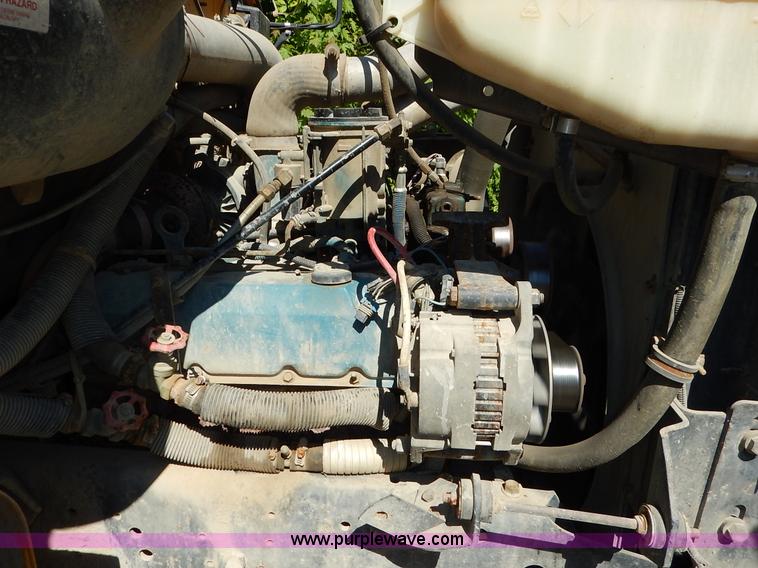 image for item K7426 1997 International 3800 school bus