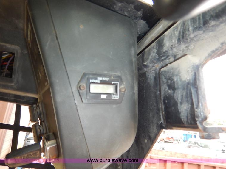 image for item K7431 2005 Caterpillar 267B skid steer