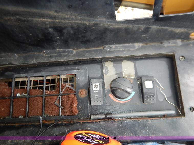 image for item K7431 2005 Caterpillar 267B skid steer