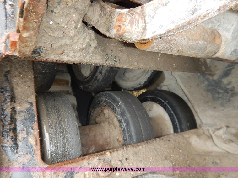 image for item K7431 2005 Caterpillar 267B skid steer