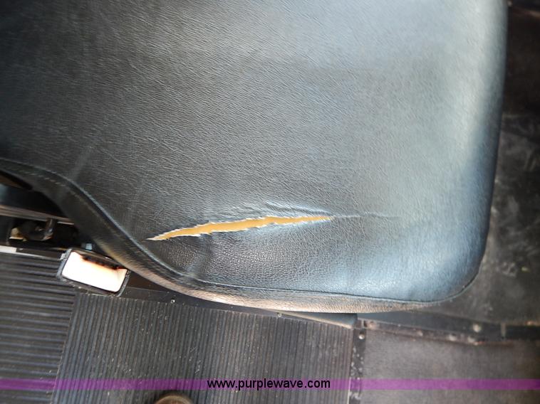 image for item K7444 2006 Freightliner FS65 Thomas school bus