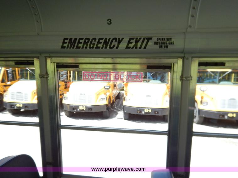 image for item K7444 2006 Freightliner FS65 Thomas school bus