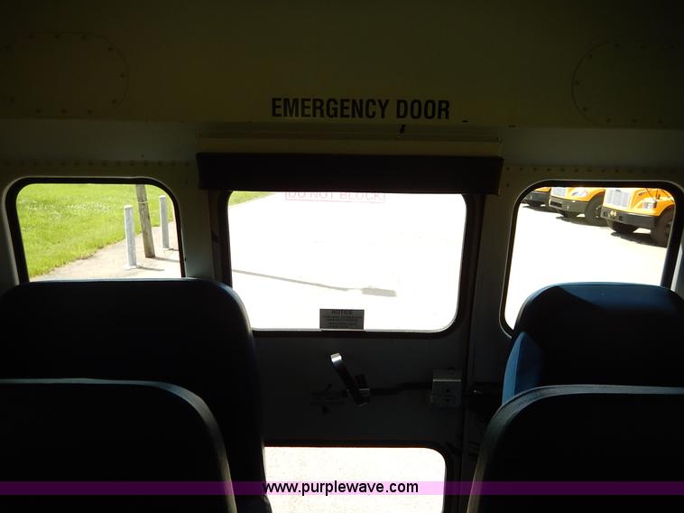 image for item K7444 2006 Freightliner FS65 Thomas school bus