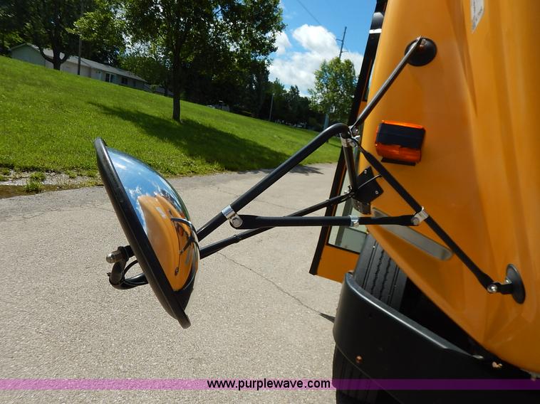 image for item K7444 2006 Freightliner FS65 Thomas school bus