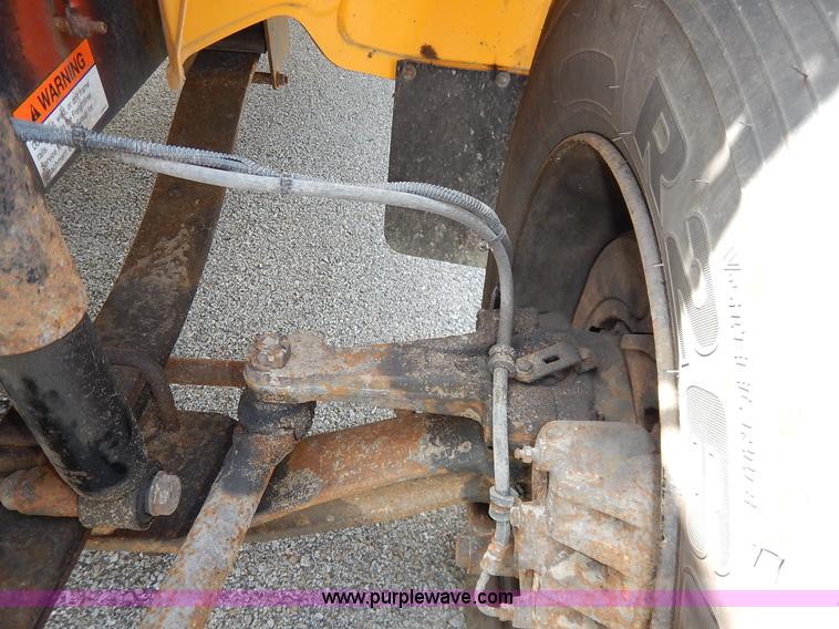 image for item K7444 2006 Freightliner FS65 Thomas school bus