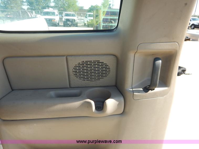 image for item K7455 2001 Chevrolet Silverado 1500 Ext. Cab pickup truck