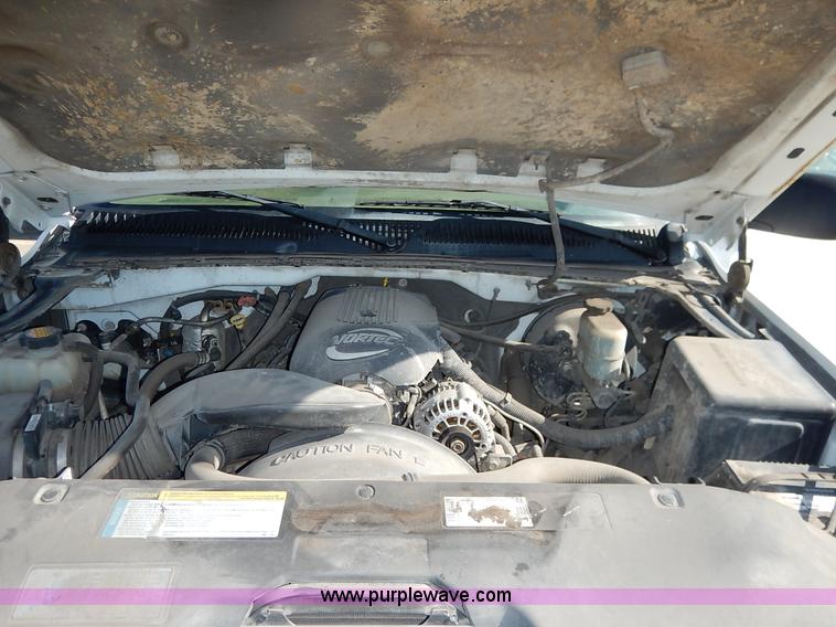 image for item K7455 2001 Chevrolet Silverado 1500 Ext. Cab pickup truck