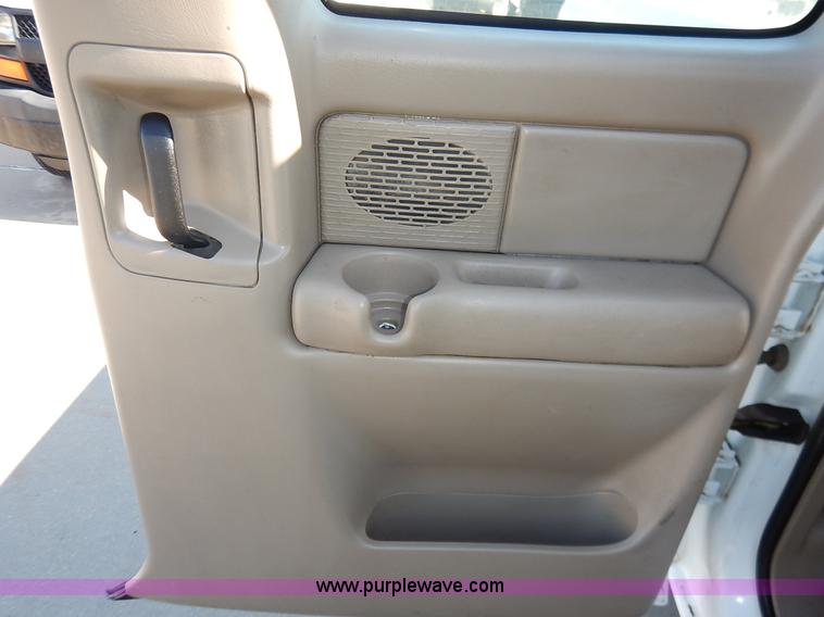 image for item K7455 2001 Chevrolet Silverado 1500 Ext. Cab pickup truck