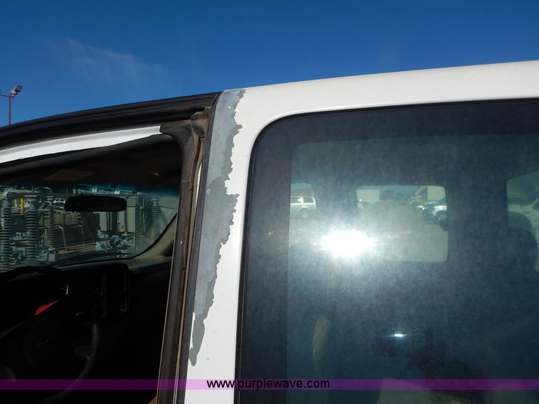 image for item K7455 2001 Chevrolet Silverado 1500 Ext. Cab pickup truck