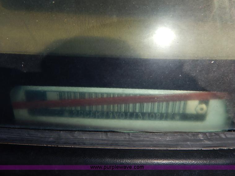 image for item K7455 2001 Chevrolet Silverado 1500 Ext. Cab pickup truck