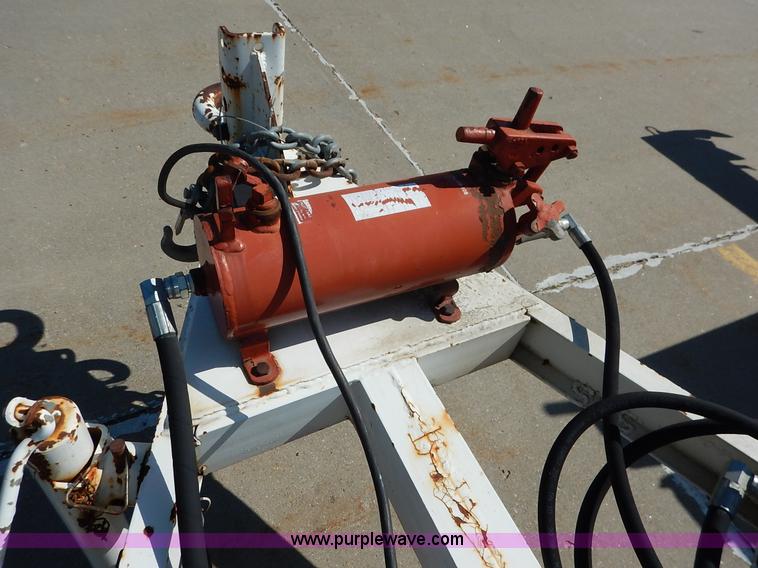 image for item K7458 1999 Kiefer reel trailer