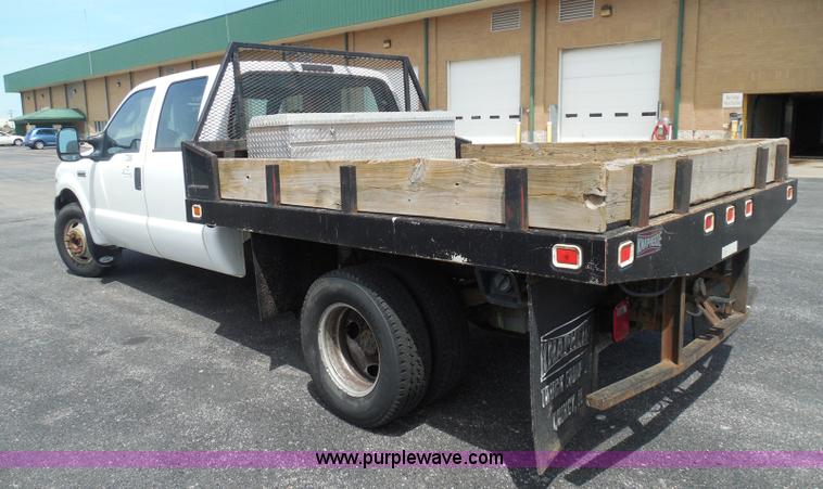 image for item K7502 2005 Ford F350 Super Duty XL Crew Cab utility truck