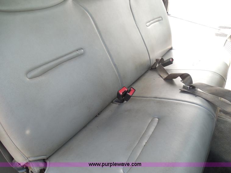 image for item K7502 2005 Ford F350 Super Duty XL Crew Cab utility truck