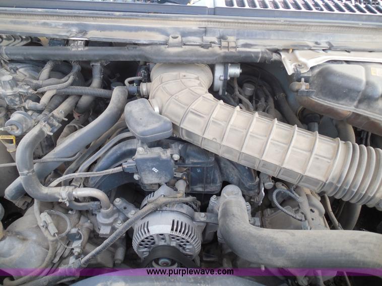 image for item K7502 2005 Ford F350 Super Duty XL Crew Cab utility truck