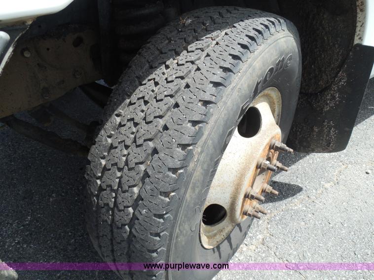 image for item K7502 2005 Ford F350 Super Duty XL Crew Cab utility truck