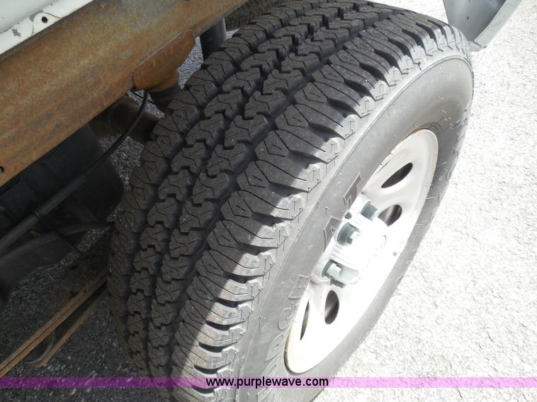 image for item K7503 2007 Chevrolet Silverado 1500 pickup truck