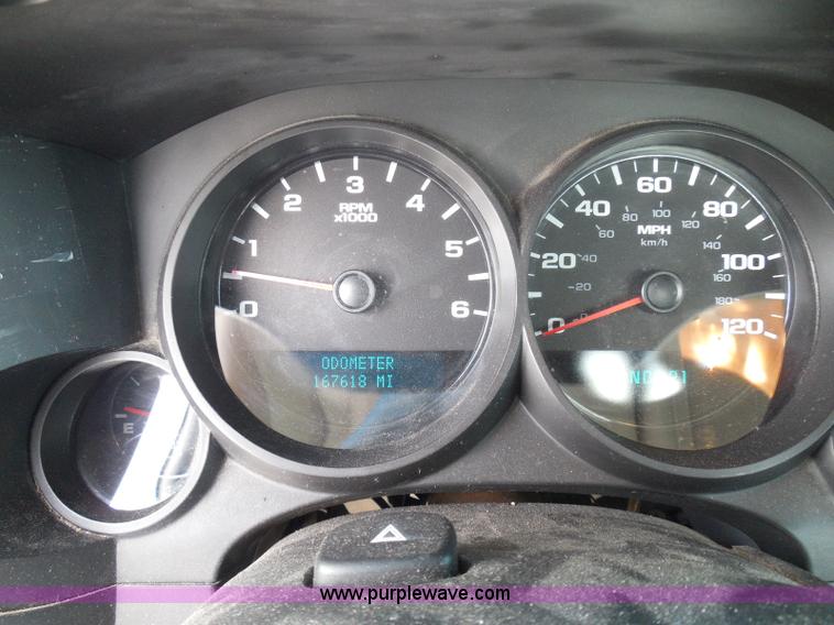 image for item K7503 2007 Chevrolet Silverado 1500 pickup truck