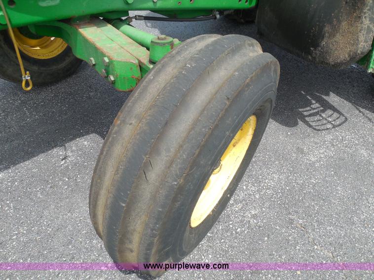 image for item K7515 2002 John Deere 6420 tractor