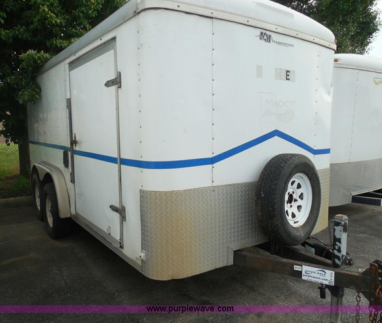 2003 M&M cargo trailer in Sikeston, MO Item K7516 sold Purple Wave