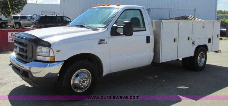 image for item R9295 2002 Ford F350 Super Duty XL utility truck