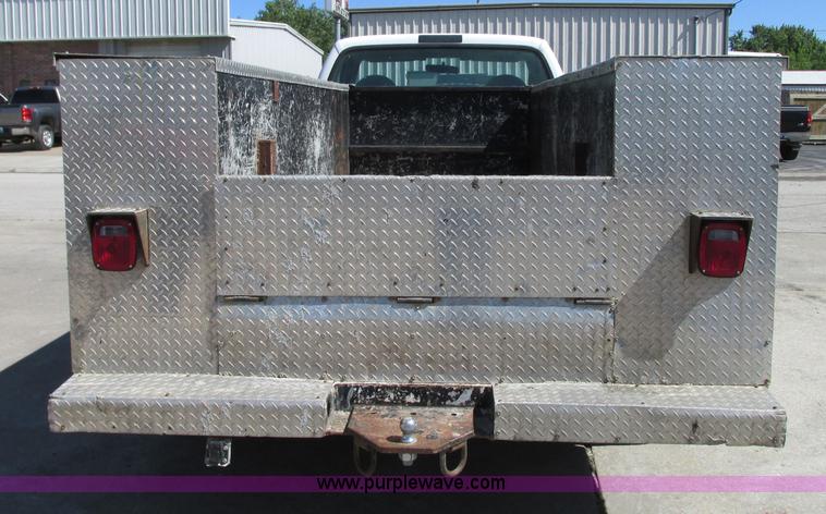 image for item R9295 2002 Ford F350 Super Duty XL utility truck