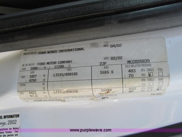 image for item R9295 2002 Ford F350 Super Duty XL utility truck