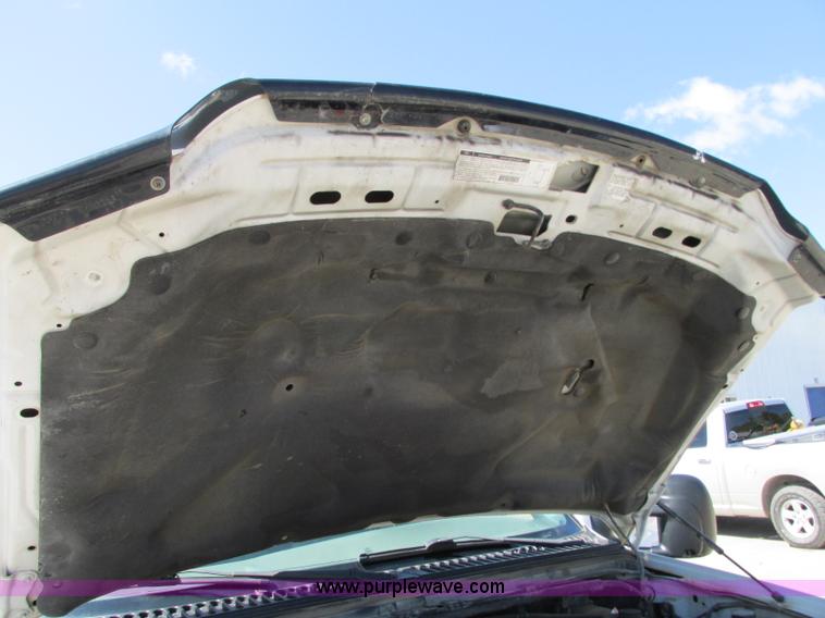 image for item R9295 2002 Ford F350 Super Duty XL utility truck