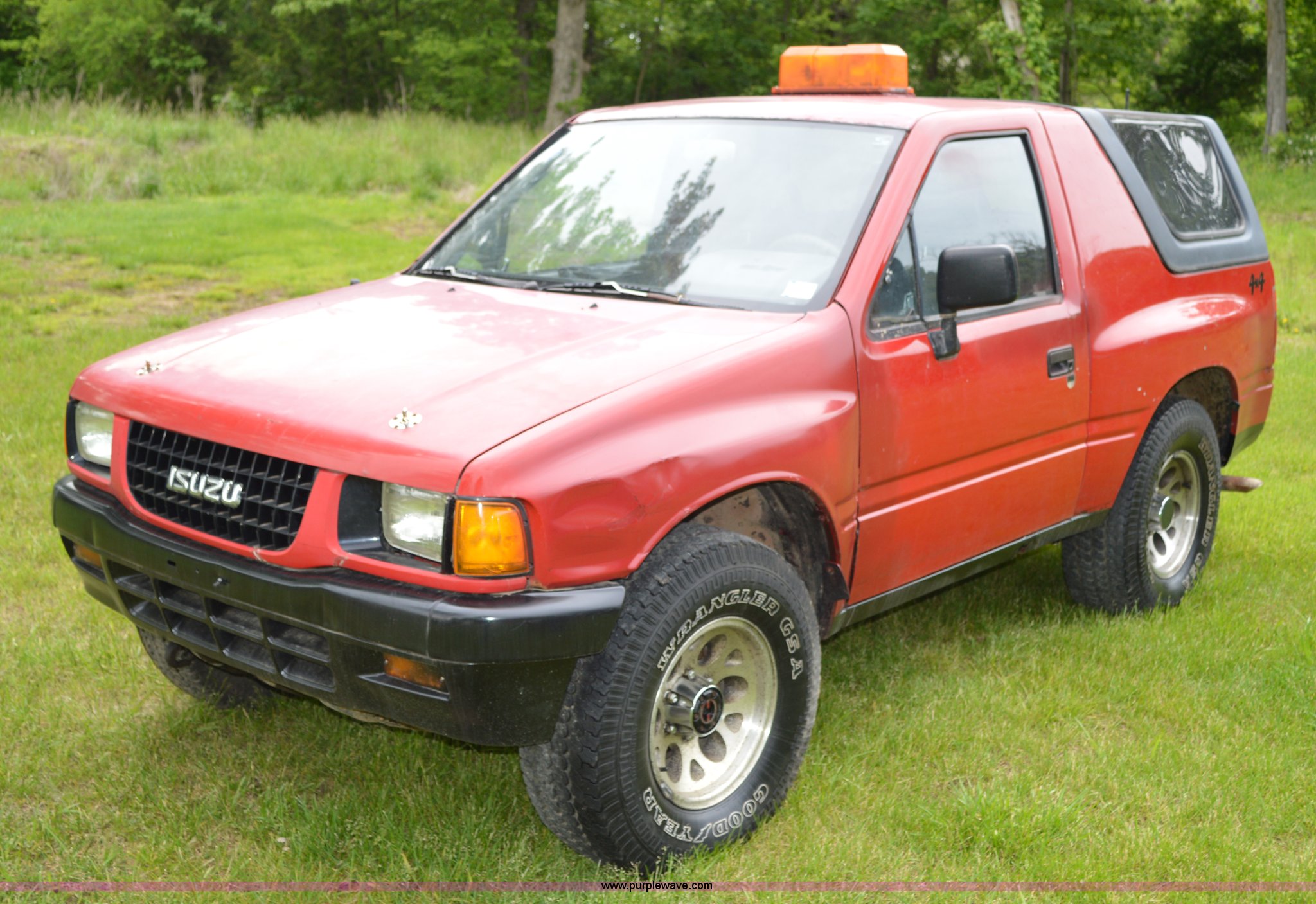 1993 Isuzu Amigo SUV in Lone Jack, MO Item G3570 sold Purple Wave