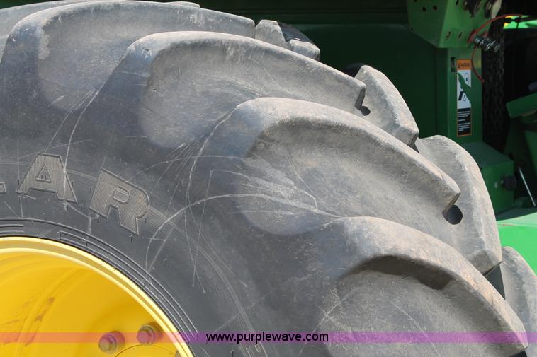 image for item AO9525 2009 John Deere 7750 forage harvester