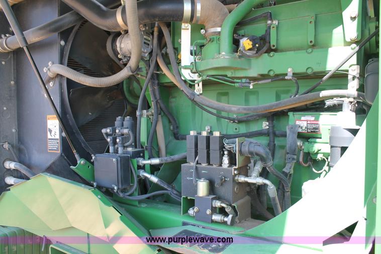 image for item AO9525 2009 John Deere 7750 forage harvester
