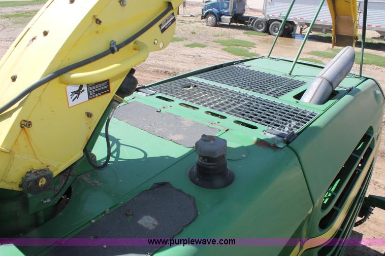 image for item AO9525 2009 John Deere 7750 forage harvester