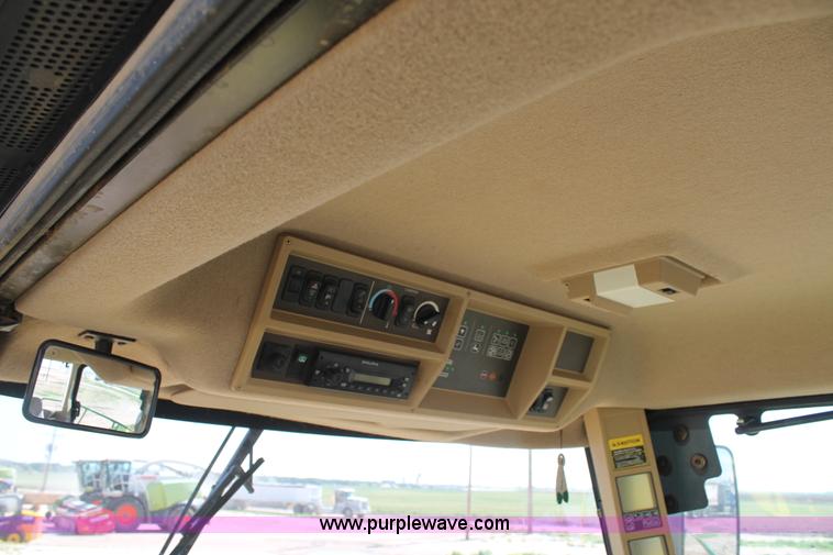 image for item AO9525 2009 John Deere 7750 forage harvester