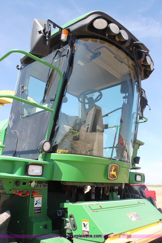 image for item AO9527 2012 John Deere 7750 forage harvester
