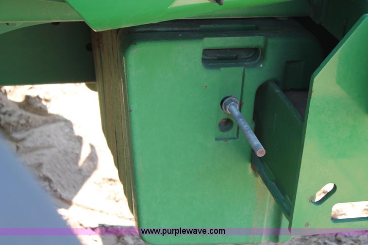 image for item AO9527 2012 John Deere 7750 forage harvester