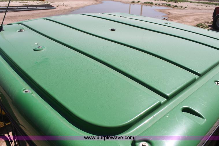 image for item AO9527 2012 John Deere 7750 forage harvester