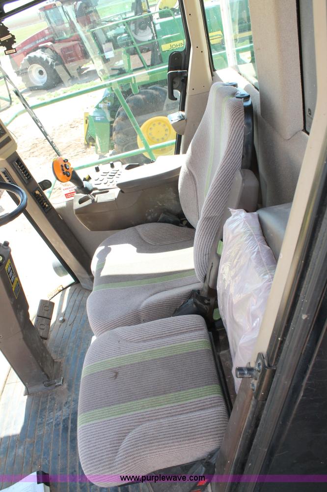 image for item AO9527 2012 John Deere 7750 forage harvester