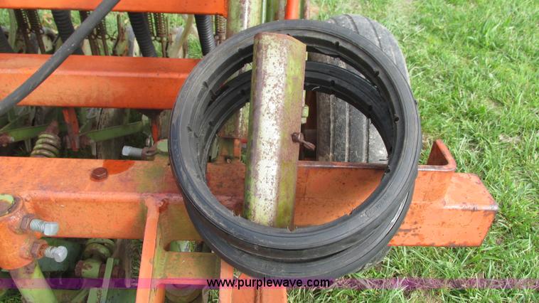 image for item AY9854 Tye 104-4404 Pasture Pleaser no-till drill