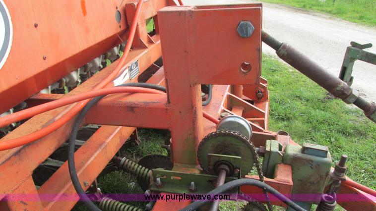 image for item AY9854 Tye 104-4404 Pasture Pleaser no-till drill