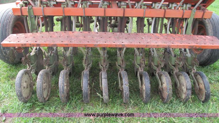 image for item AY9854 Tye 104-4404 Pasture Pleaser no-till drill