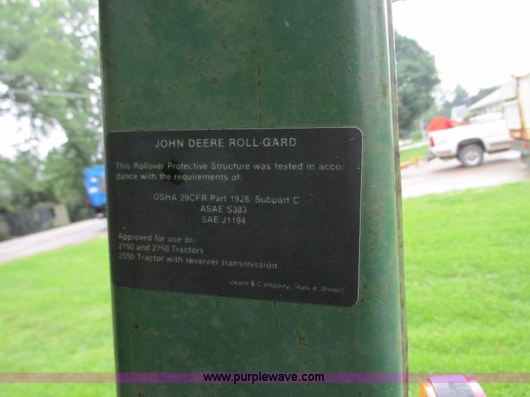 image for item B2956 1985 John Deere 2350 tractor