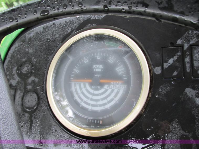 image for item B2956 1985 John Deere 2350 tractor