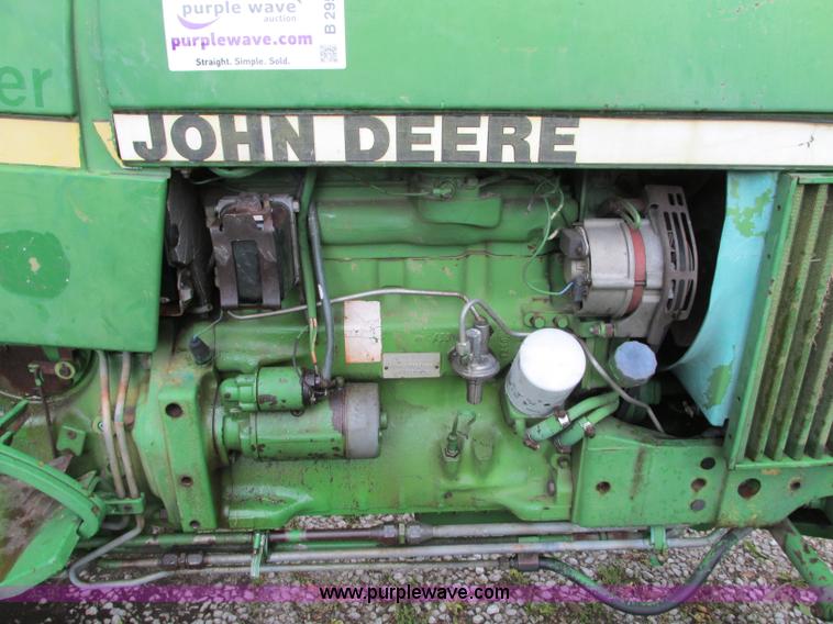 image for item B2956 1985 John Deere 2350 tractor